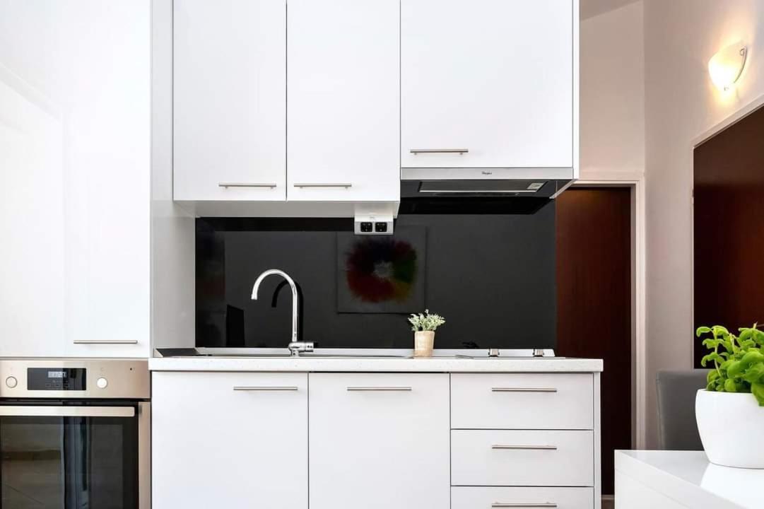Apartmani Lucica Mimice Exterior foto
